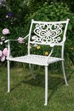 BARNSLEY ROUND WHITE 4 kovové židle a kulatý stůl průměr  105 cm